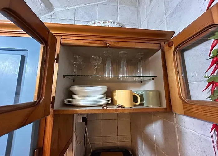 Central Townhouse With Maltese Balcony Apartament *